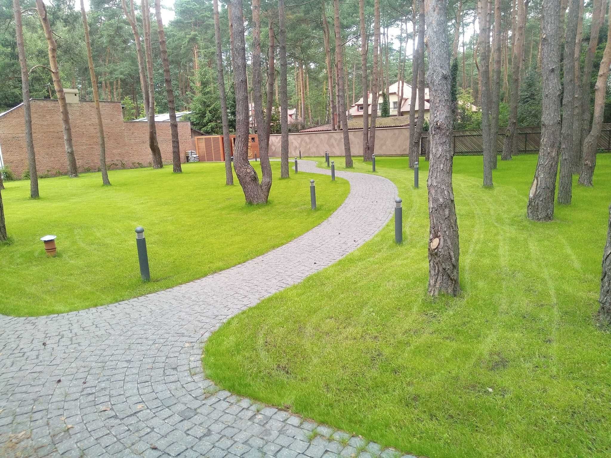 CZARNA Kostka Granitowa cięto-łupana Gabro na podjazdy, drogi, ścieżki