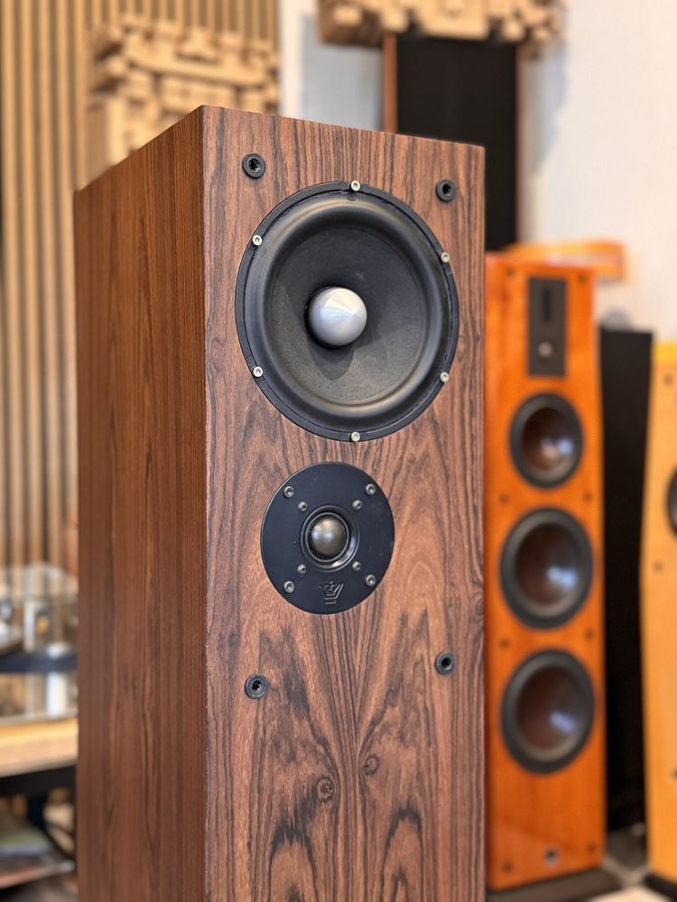 Avance signature 8 mk1 mkI Kolumny podlogowe scanspeak