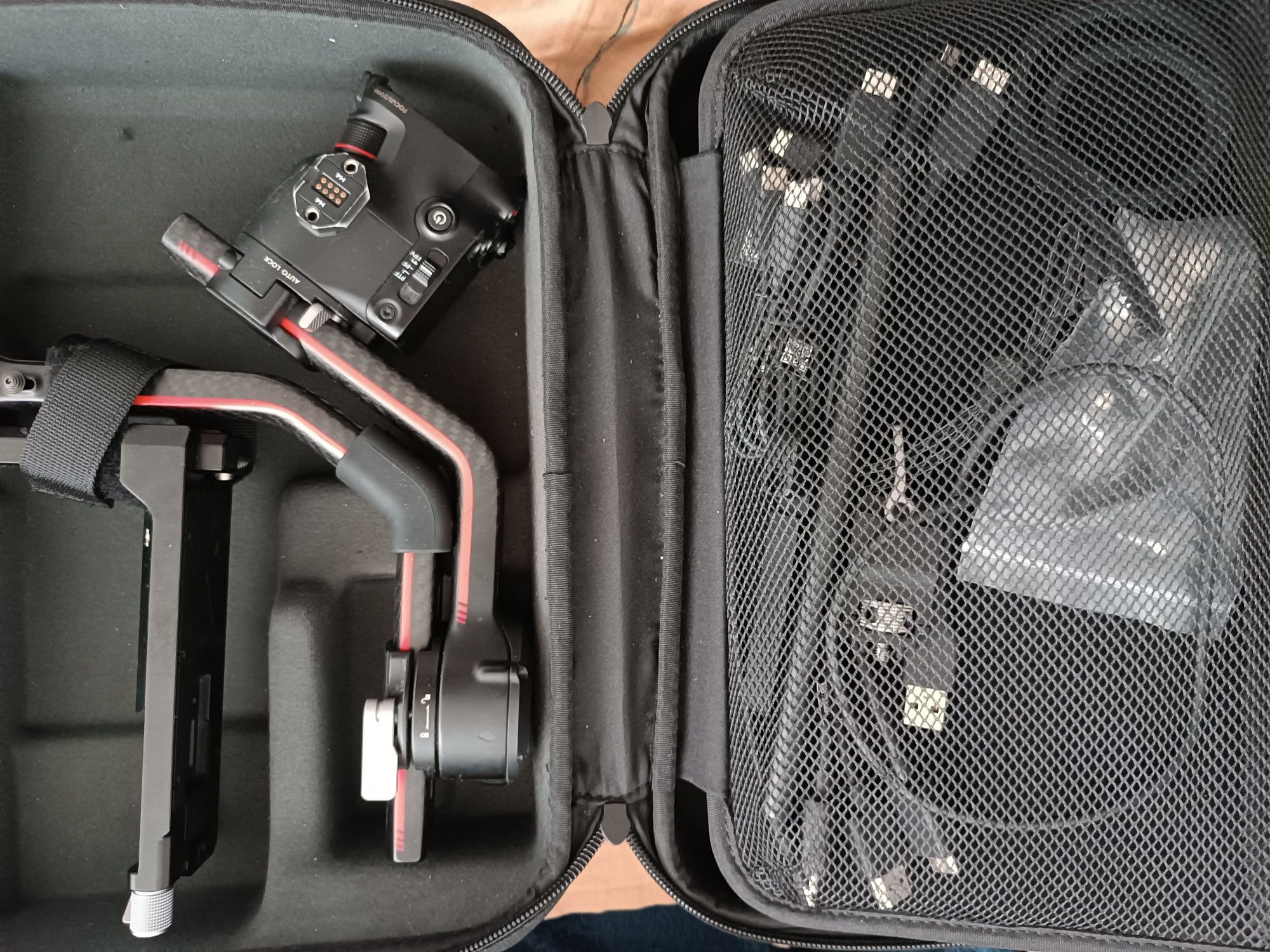 Dji Ronin rs3 pro combo + tilta basic ring v mount + power plate