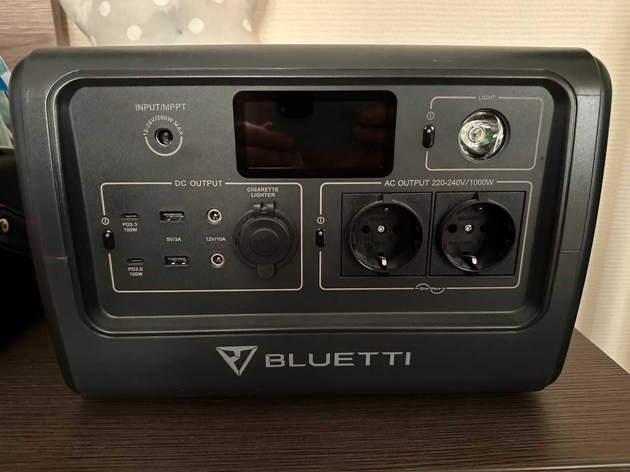 Продам УМБ BLUETTI PowerOak EB70 Portable Power Station | 1000W 716Wh