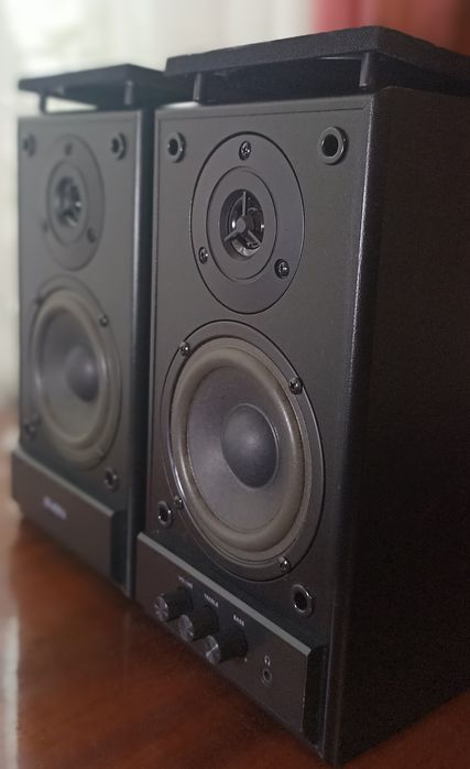 Акустическая система SVEN SPS-702 (2X20W)