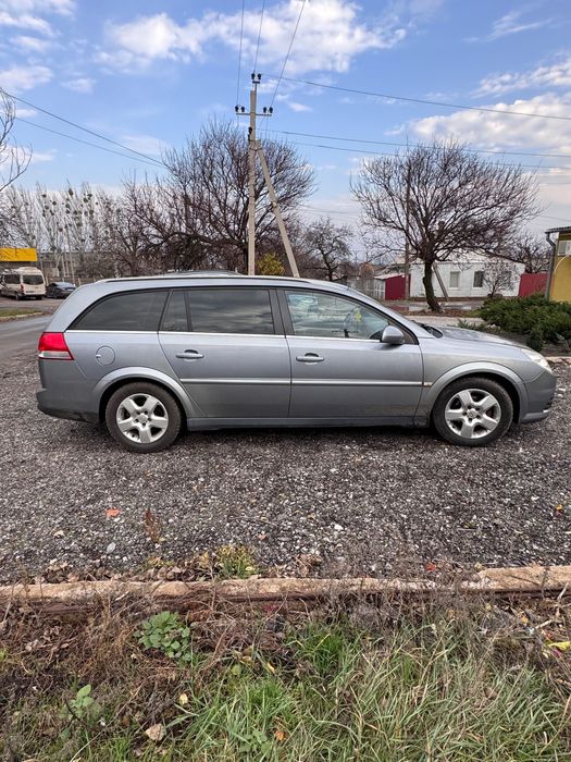 Opel Vectra 1.9D универсал