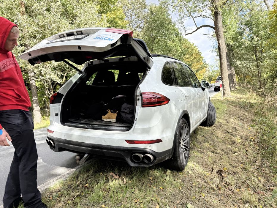 Porsche Cayenne S 4.2 tdi lift 385km uszkodzony faktura