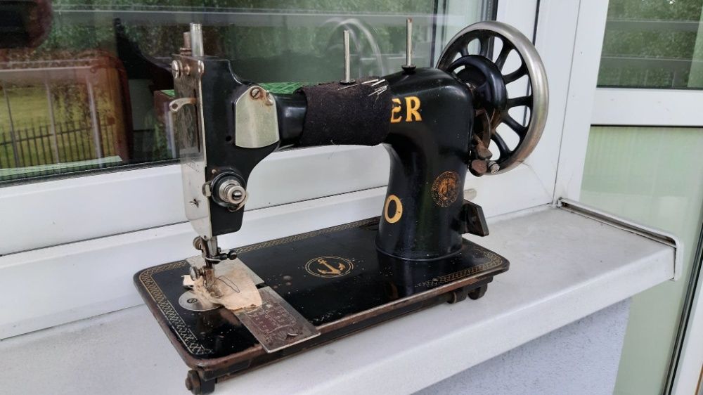 Stara maszyna do szycia Anker