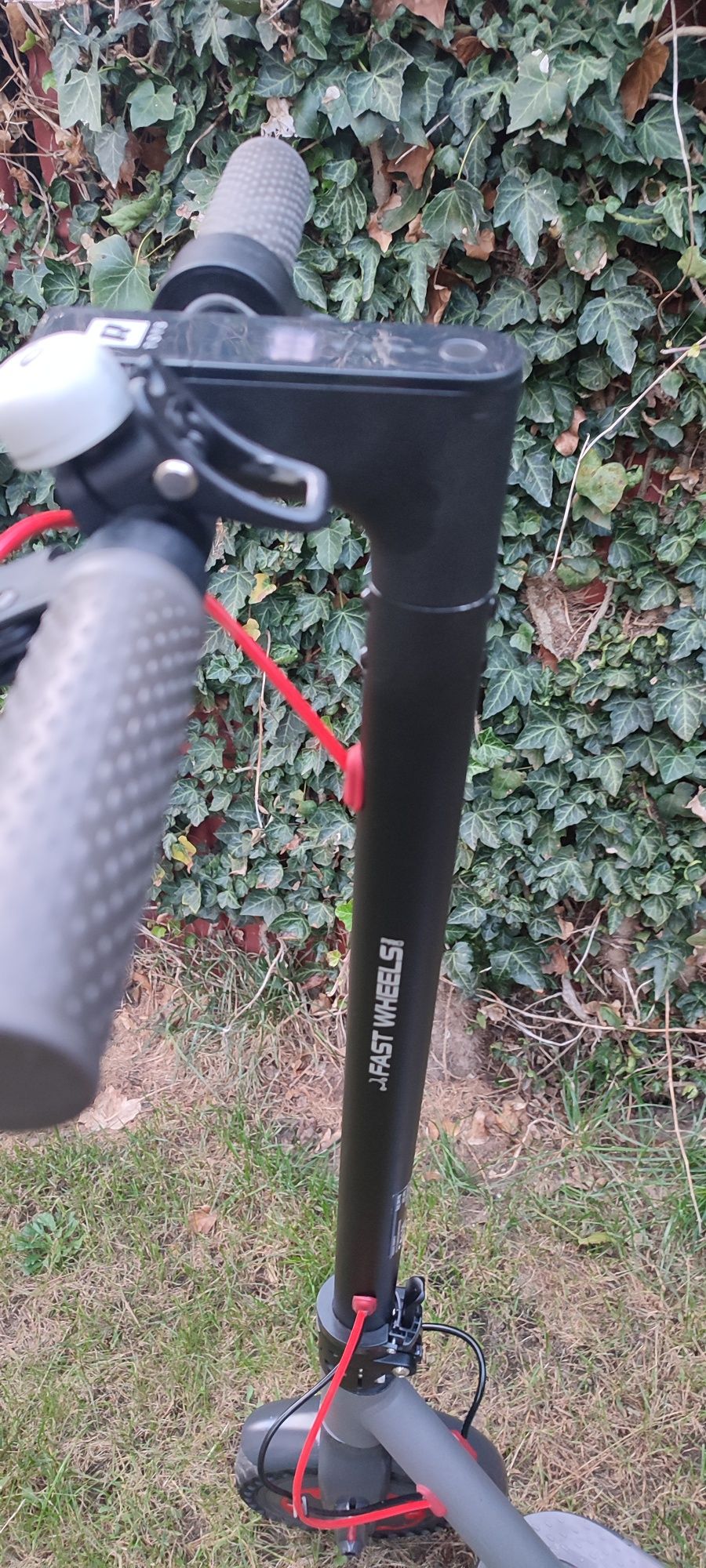 Hulajnoga elektryczna Rebel Fast Wheels PRO