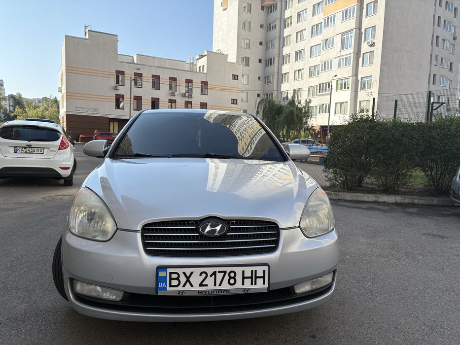 Hyundai accent 2008