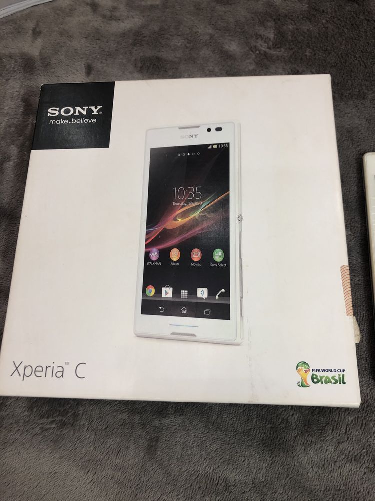 Телефон Sony Xperia C