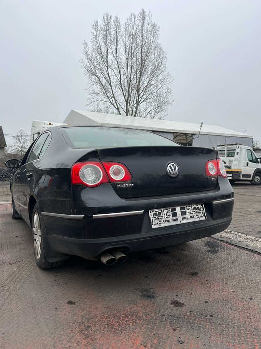 Volkswagen Passat B6 1.8 TSI Kod lakieru LC9X, 2009 rok części