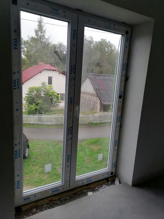 Okno balkonowe nowe wymontowane