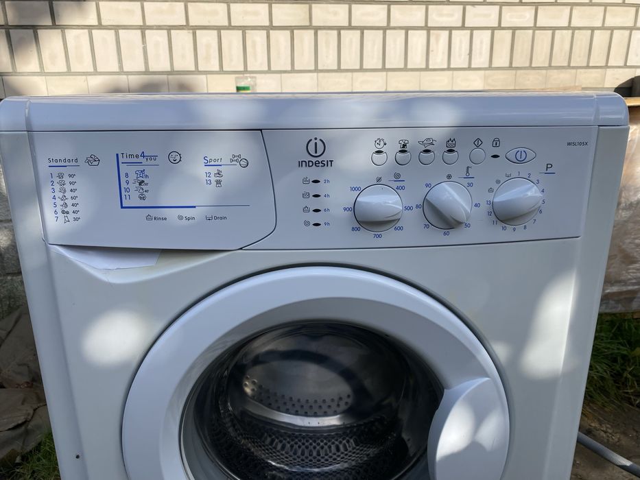 Пральна машина Indesit