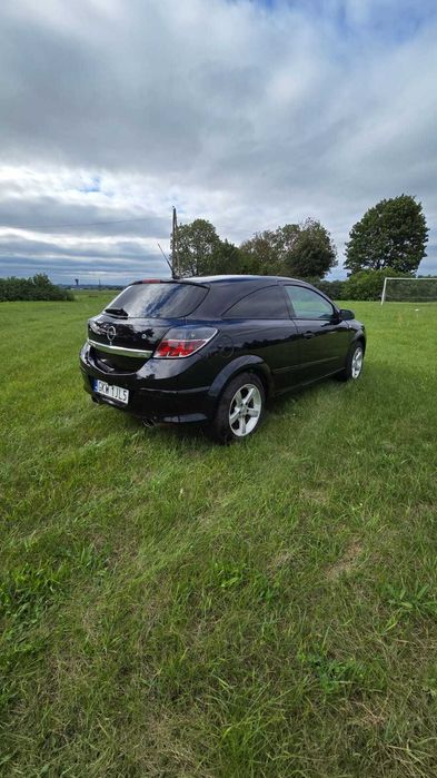 Opel Astra H GTC