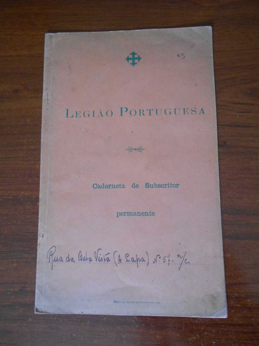 Caderneta de Subscritor da Legião Portuguesa com as estampilhas. 1937