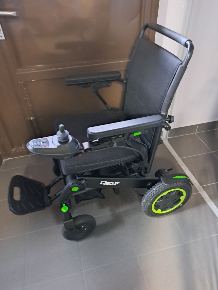 Wózek inwalidzki elektryczny