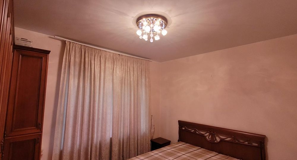 Повністю укомплектована квартира у центі Запоріжжя