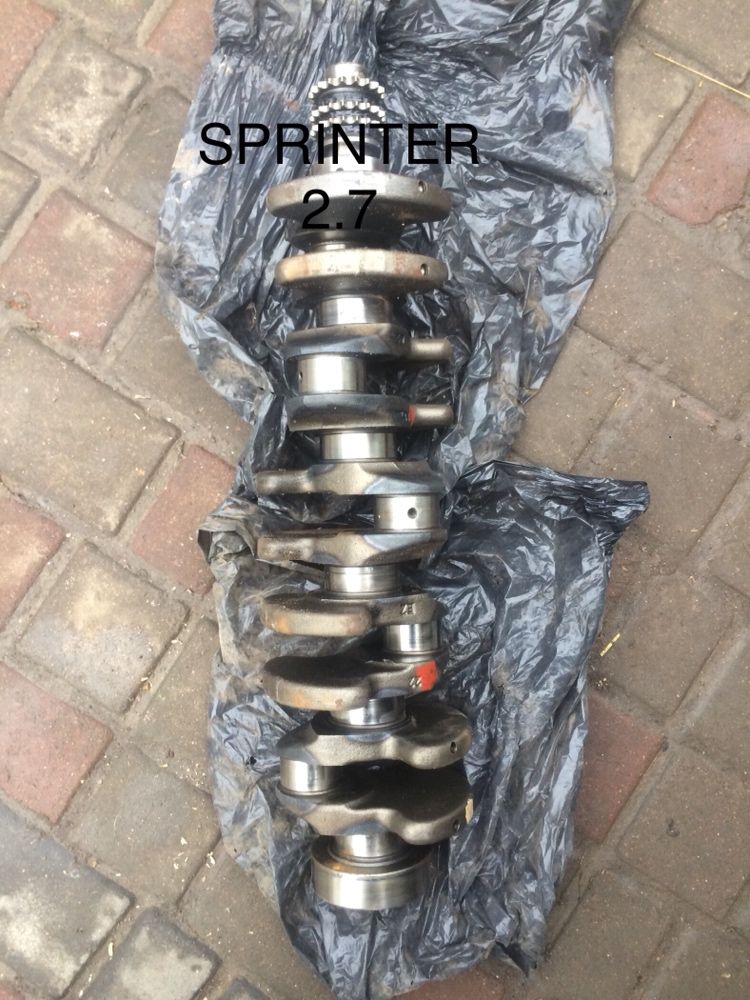 Колінівал Sprinter 2.7