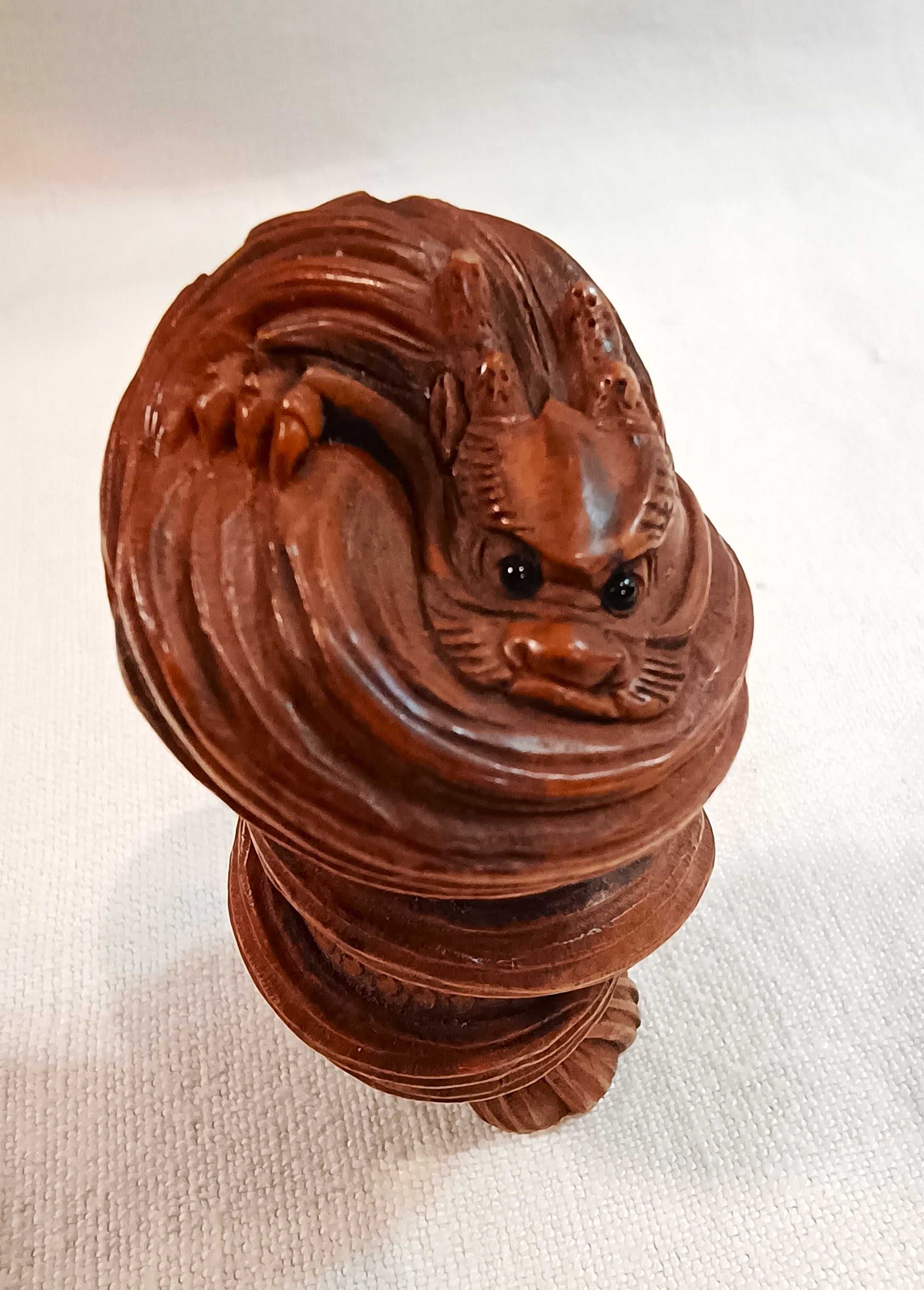 Netsuke Madeira Suzuki Masakatsu