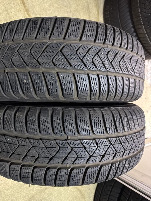 Шины б.у 205 60 R16 Pirelli Winter Sottozero 3 SealInside 96H 4 шт