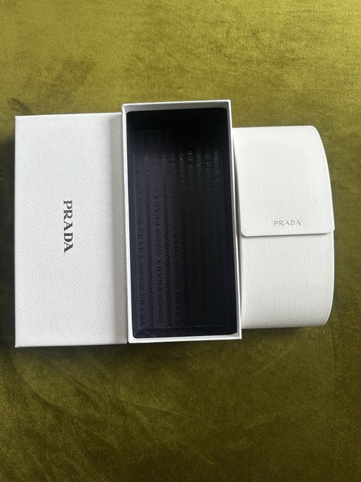 Etui na okulary PRADA białe