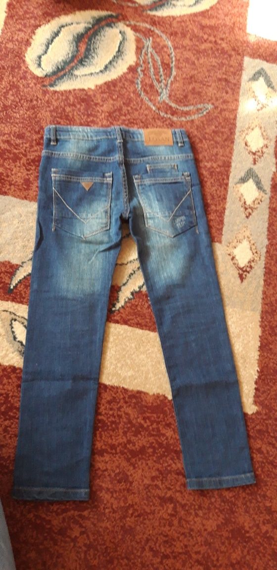 Spodnie jeans r  122