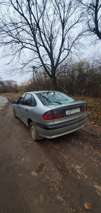 Продам Срочно рено лагуна 1