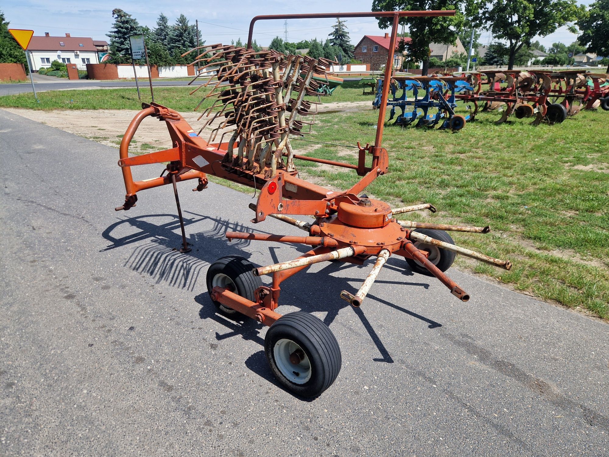 Zgrabiarka kuhn ga 381 GM tandem