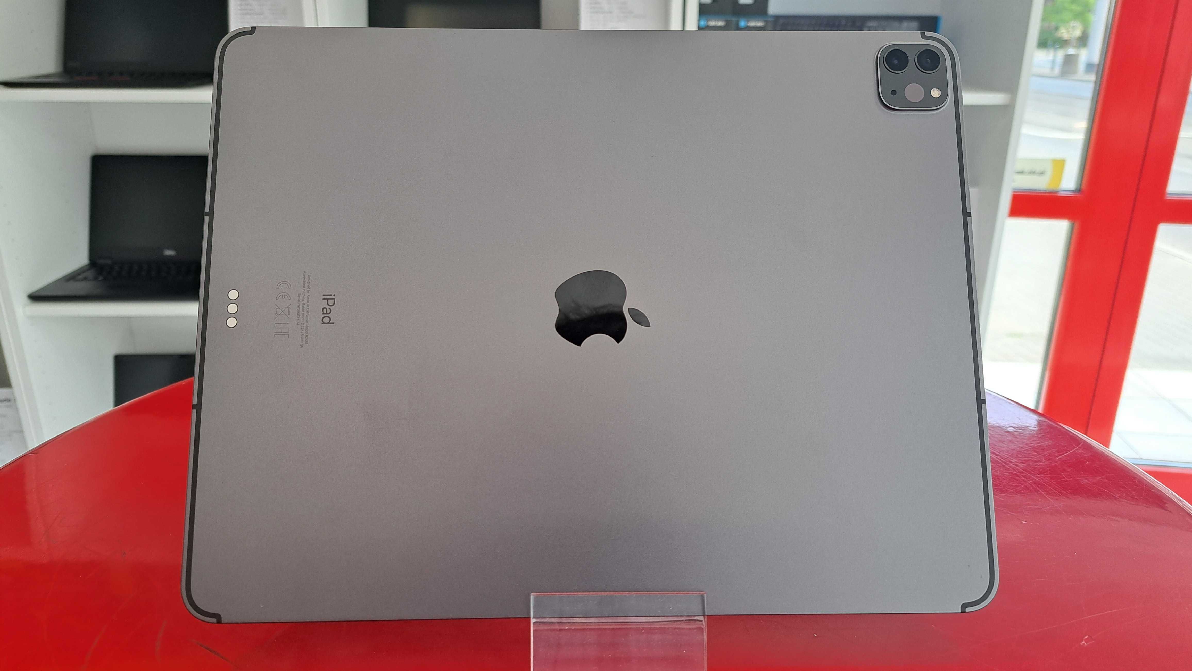 Jak Nowy Tablet Apple iPad Pro 12,9" Gen5 M1 256GB WiFi Cellular