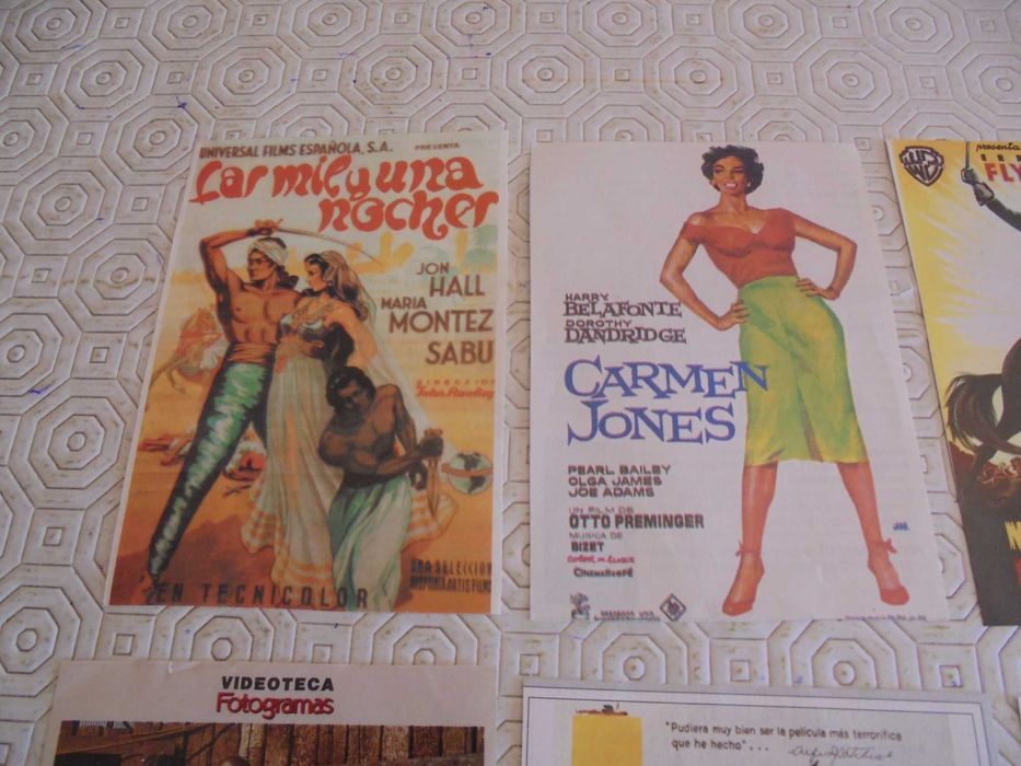 Lote de 12 panfletos de mão de cinema das décadas de 40 a 70