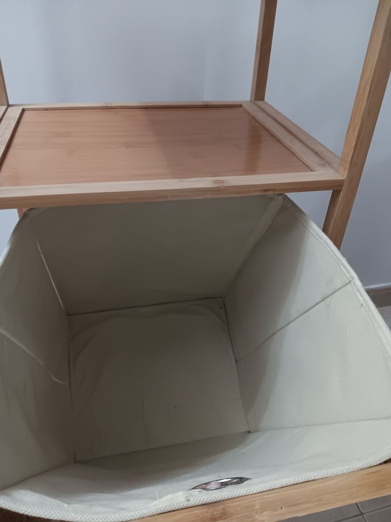 Cesto de roupa suja Bamboo com prateleira