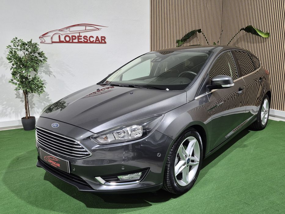 Ford Focus 1.5TDCi - 75.000KM | GARANTIA | TITANIUM - NACIONAL