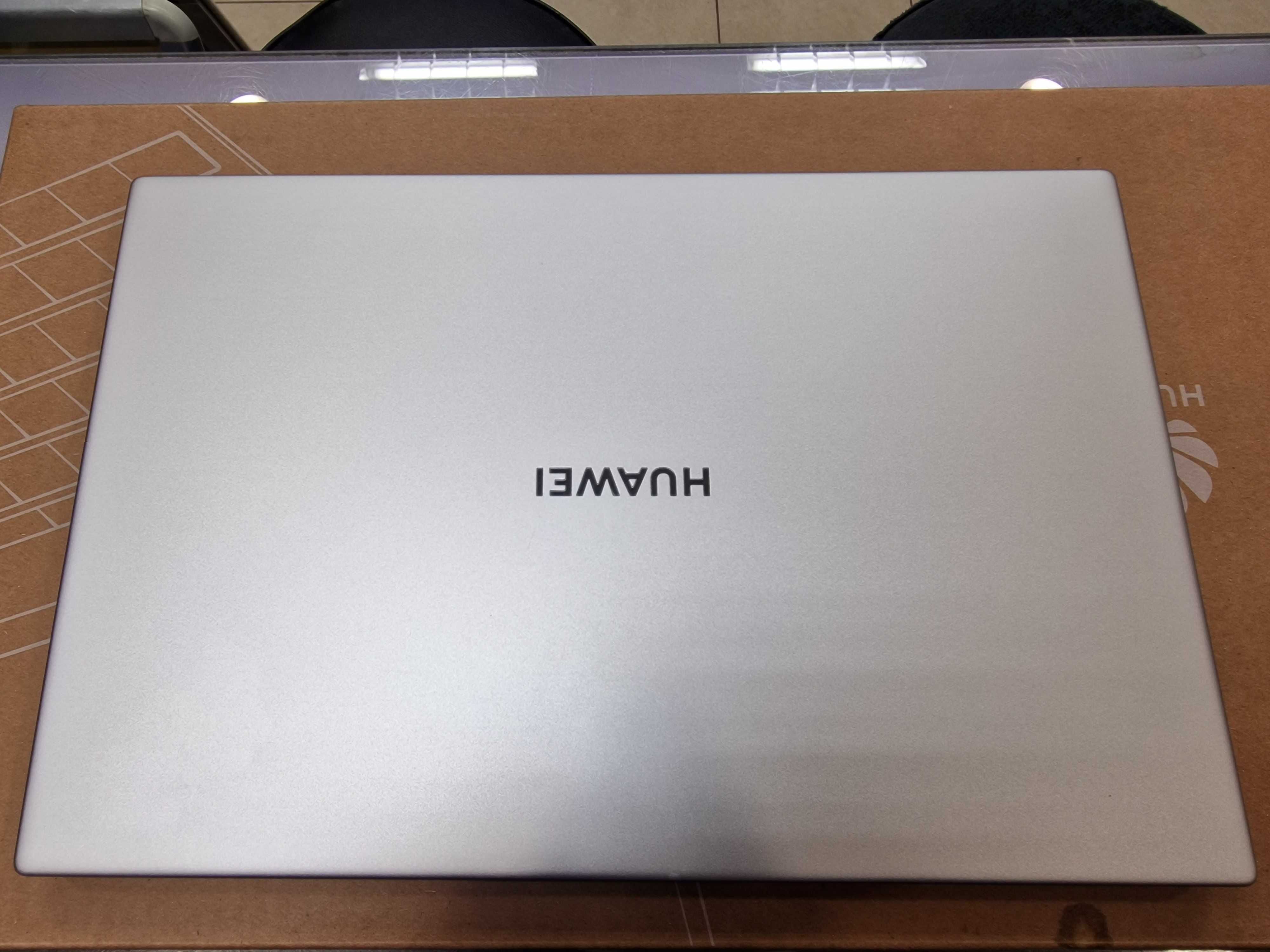 Huawei Matebook D14/ i5-10210U/ 8GB/ 256GB/ W10/ 14" FHD/ Grade A