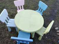 Stolik , krzesełka mamut