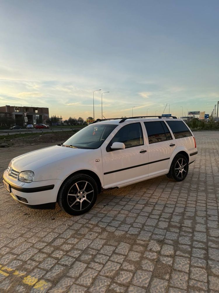 Volkswagen Golf 4