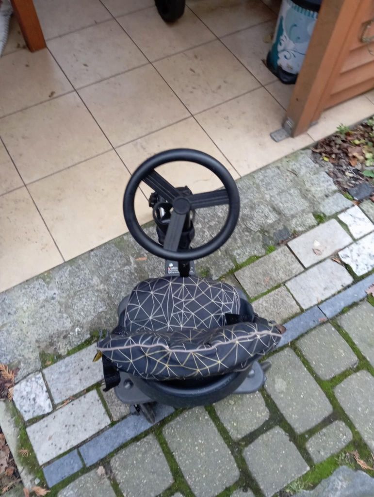 Sprzedam dostawke do wózka