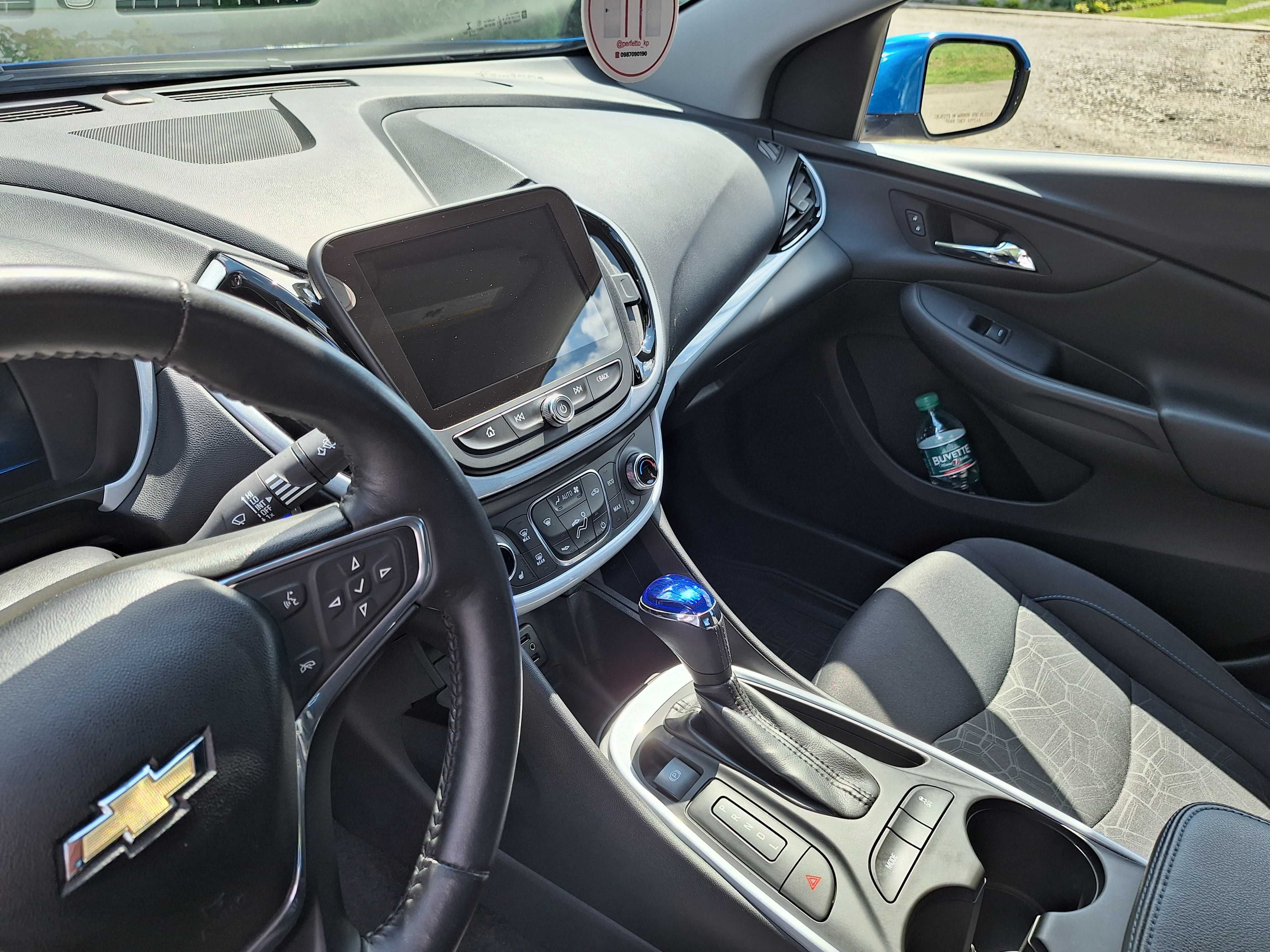 Chevrolet Volt LT plug-in gybrid