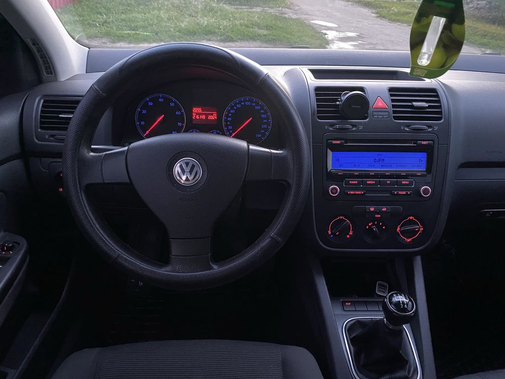 Volkswagen Golf 5 1,6 mpi