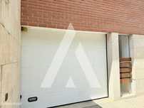 Garagem ampla à venda - Guimarães