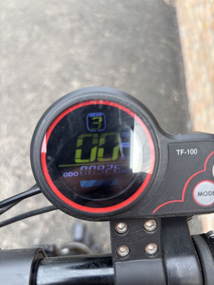 Продам Crosser T 4
