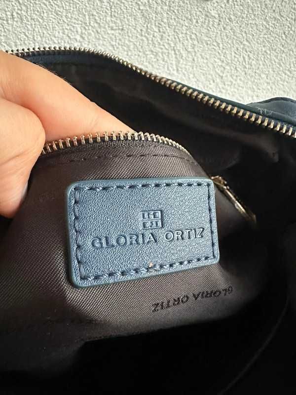 Mala azul nylon - Gloria Ortiz