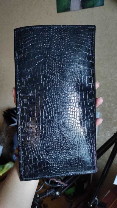 Клатч черный лаковый