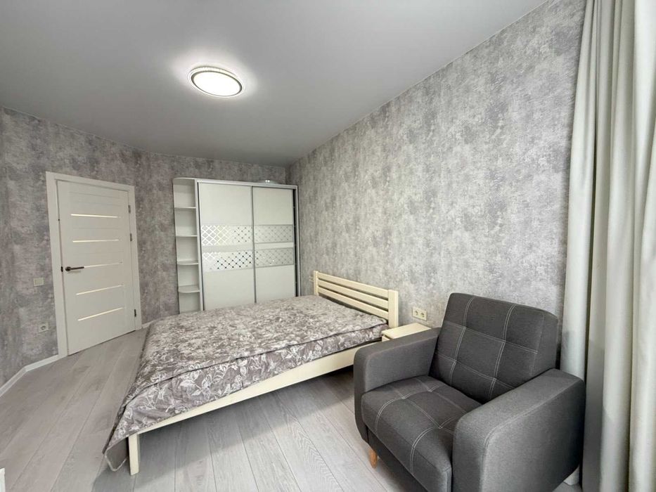 Стильна 1-кімнатна квартира у ЖК “Софія Сіті”, вул. Молодіжна, 5