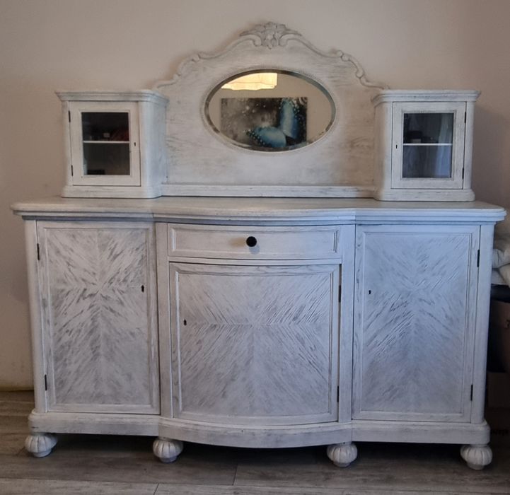 Komoda dębowa szczotkowana kolor biały