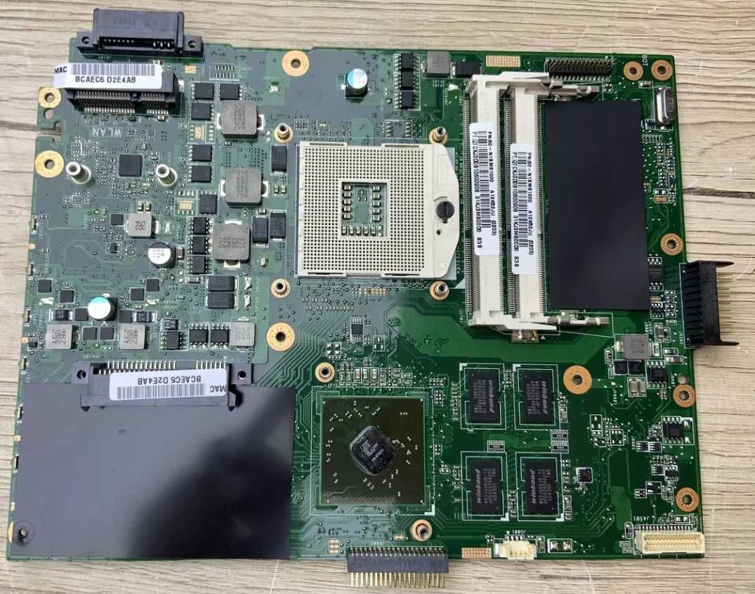 Материнская плата ноутбука Asus K52 (A52 X52) под интел +  Radeon