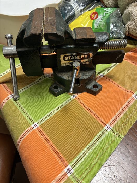 Torno stanley com pouco uso nao se aceita Mb Way