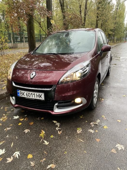 Продаю Рено Сценік2012р 6200$ БЕЗ ТОРГУ