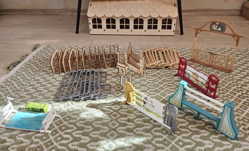 Stajnia z końmi Schleich i Collecta + akcesoria – DUŻY zestaw!