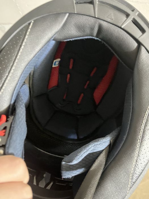 Продам Мотошолом інтеграл QKE