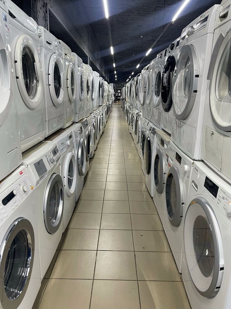Фронтальная узкая стиралка Indesit ESB1160B не дорого !!!