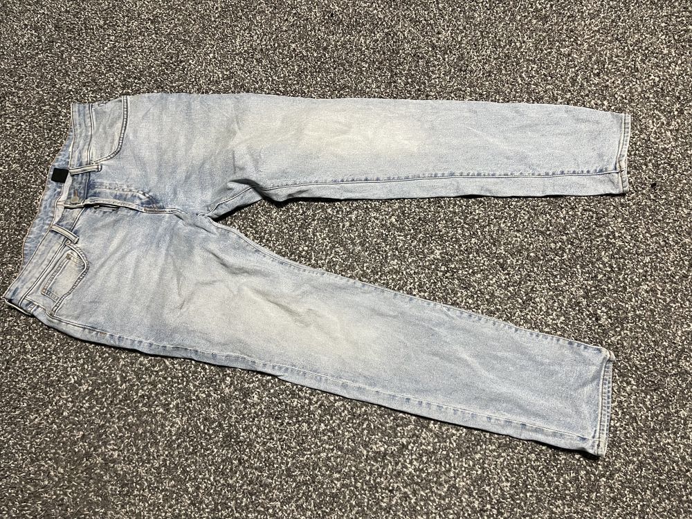 Продам джинсы Denim