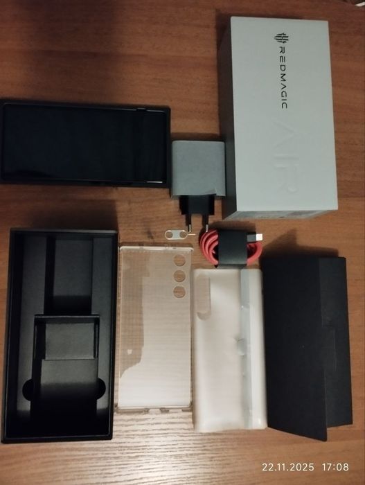 Смартфон ZTE Nubia Red Magic 10 air,12/256.