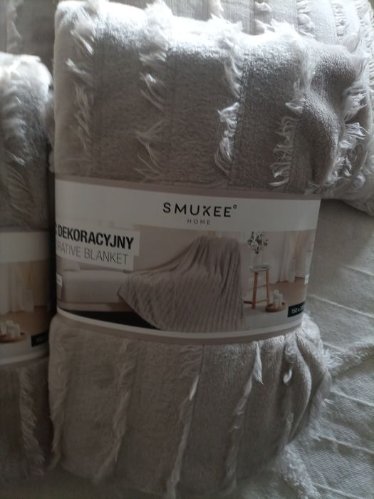 Beżowy zestaw prezentowy Smukee 2x45x45cm i 2x 150/200cm